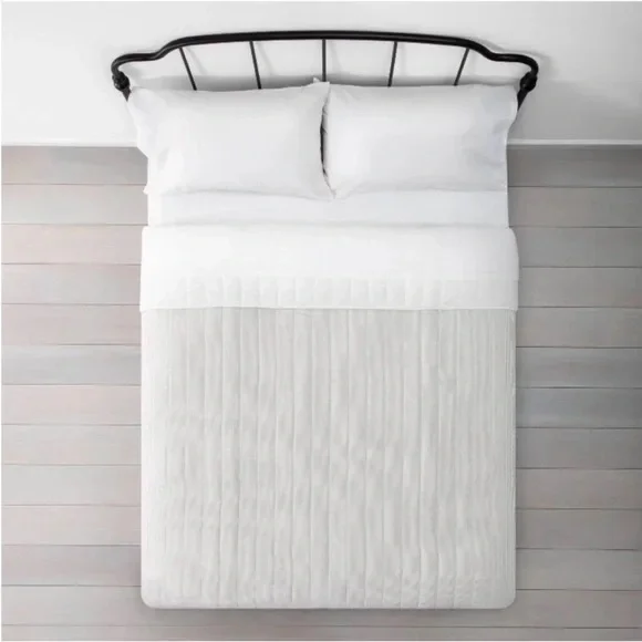 Hearth & Hand Full/Queen Microstripe Quilt Sour Cream/ Railroad Gray - Picture 4 of 9